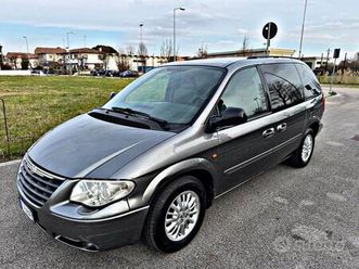 chrysler voyager 2.8 crd 150cv 7 posti