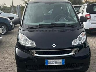 smart fortwo coupè nera