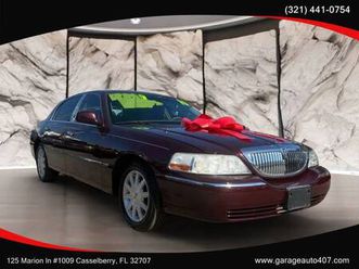 2010 lincoln town car signature limited