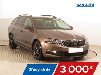 skoda octavia combi 1.6 tdi, style