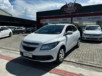 chevrolet onix hatch lt 1.4 8v flexpower 5p mec.