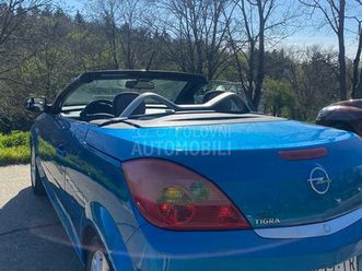 opel tigra