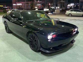 dodge challenger dodge challenger srt 6.4 automatik, 2014 god.