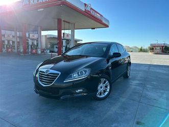 lancia delta, viti 2013, automat