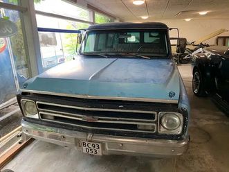 chevrolet suburban st. car - årg. 1968