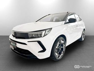 x grandland gse 1.6 300cv phev awd