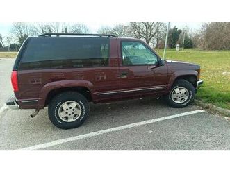 chevrolet tahoe 1995 5700v8 5 posti