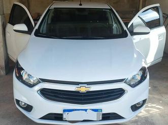 hatch lt 1.4 8v flex aut. 4p