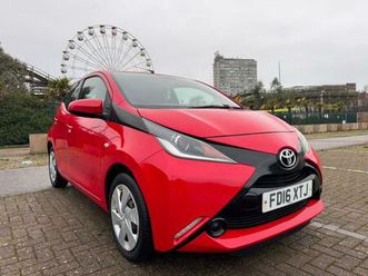 2016 toyota aygo 1.0 vvt-i x-play 5dr hatchback petrol manual