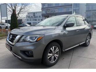 nissan pathfinder sv 3.5i benzín 212kw