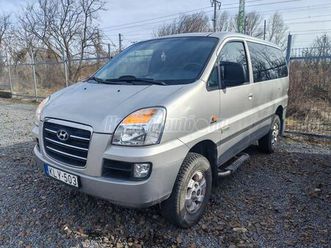 hyundai h-1 starex 2.5 crdi delux swb 4wd (7 személyes )