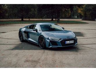 audi r8 5.2 fsi performance rwd - service & tüv neu