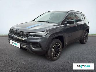 1.3 turbo t4 240ch phev 4xe trailhawk at6 eawd