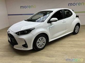 toyota yaris 1.0 active
