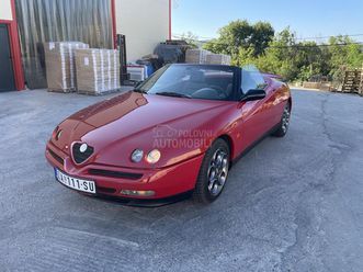 alfa romeo spider lusso 16v