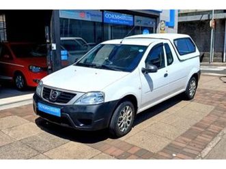 2019 nissan np200 1.6 aircon with canopy and mags wheels