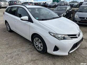 toyota auris touring sports 1.33 active eco kli...