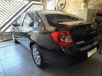 renault symbol privilège hi-flex 1.6 16v 4p 2013