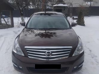 nissan teana 2010