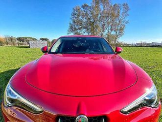 distinctive business