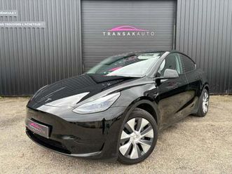 tesla model y standard rwd