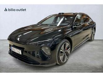 100 kwh / awd / 653hk / moms / panorama / 360-kamera