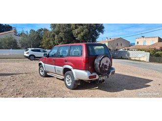nissan terrano 4x4 automatique