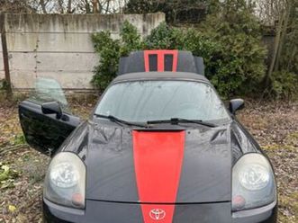 toyota mr2 schwarz/rot benzin ez12/2000