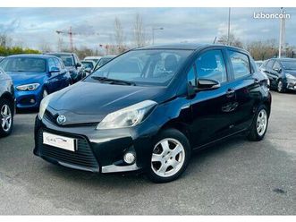 toyota yaris iii 1.5 hybrid 100h business