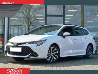 toyota corolla touring sport xii 2.0 hybride 184h design camera carplay