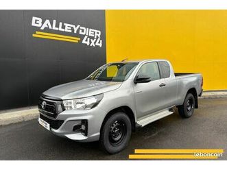 toyota hilux 2.4 150 x-tra legende