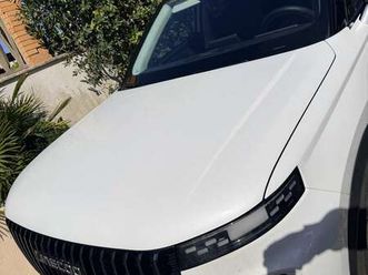 7 1.6 tgdi premium 2wd 7dct