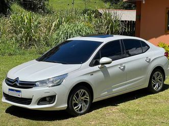 lounge exclusive 1.6 turbo 4p aut.