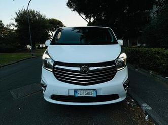 opel vivaro 2016