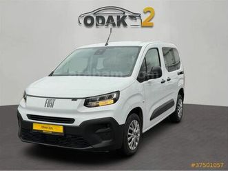 galeriden fiat doblo combi 1.5 bluehdi easy 2024 model i̇stanbul 11.089 km beyaz - 37501057 | arabam.com