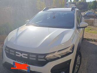 0.9 tce laureate family s&s 90cv auto