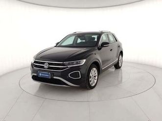 volkswagen t-roc 1.6 tdi scr style bluemotion technology del 2022 usata a massa