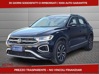 volkswagen t-roc 1.0 tsi style del 2023 usata a san salvo