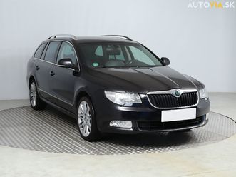 skoda superb 2.0 tdi, automat, serv.kniha, navi za 5 800 €