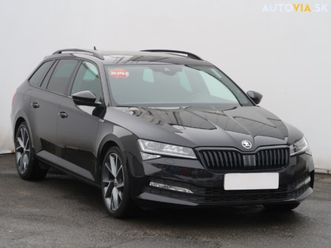 skoda superb 1.5 tsisportline , digi klima za 24 400 €