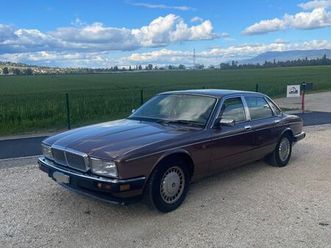 daimler xj40 classique - voiture de collection!