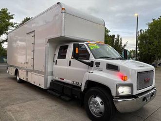 2006 gmc kodiak c6500 crew diesel 164k.mi.22ft.box+lift truck**sale***