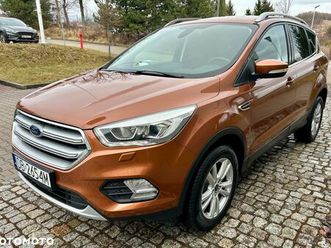 ford kuga 1.5 ecoboost 2x4 titanium