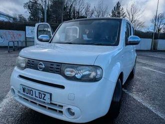 nissan cube 2010