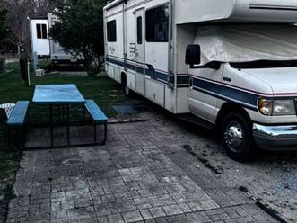 ford e-350 econoline