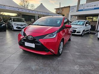 toyota aygo 1.0 vvt-i 69 cv 5 porte x-cool per neo