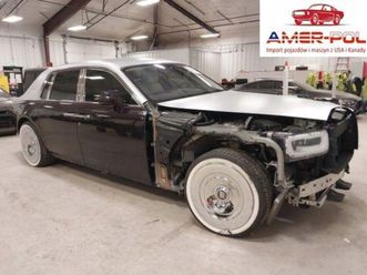 rolls-royce phantom 2018 6.7 benzyna 563km