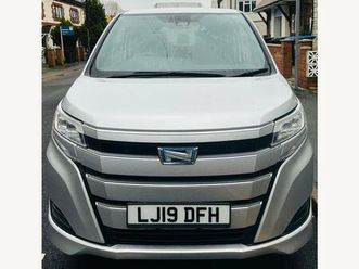 2019 toyota noah 1.8 hybrid auto | 7 seater | electric sliding door | low miles | warranty included