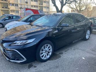 toyota camry hybride 12/2021