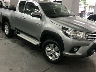 vend toyota hilux